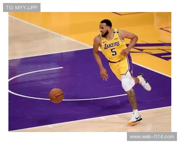 霍顿塔克欧冠首秀砍下20分助费内巴切大胜对手