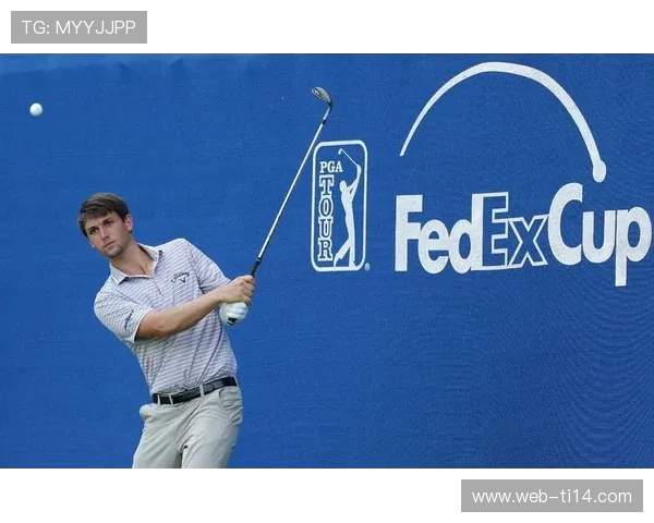 斯滕森泥地脱衣救球旧闻重提，高球赛场经典瞬间永流传